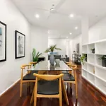 Bright Central Darlinghurst